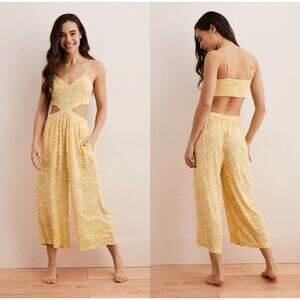 Aerie Yellow Floral Cutout Jumpsuit Medium Open Back Wide Leg Summer Cottagecore